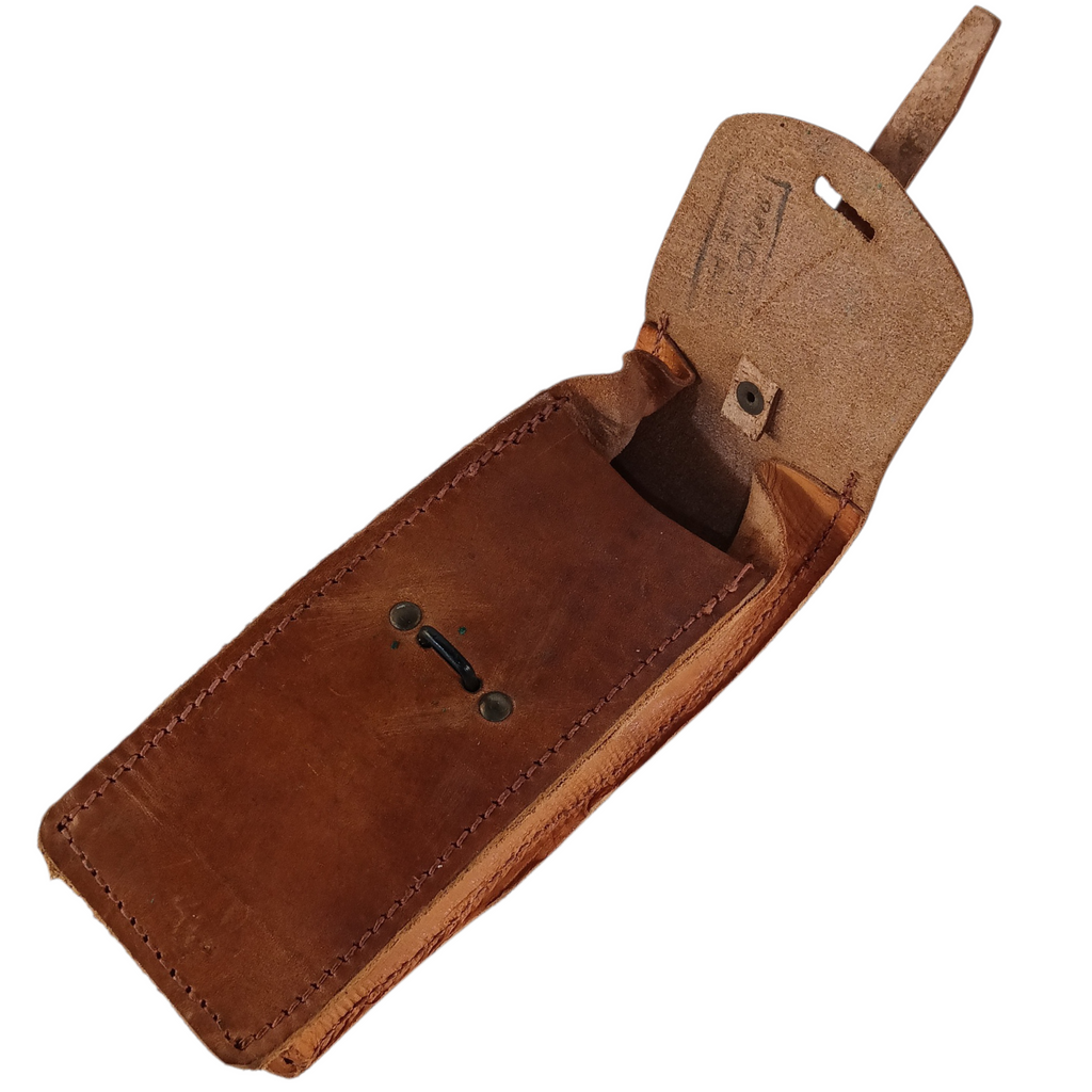 Pochette de Nettoyage MAT 49 – Équipement Militaire Français Original