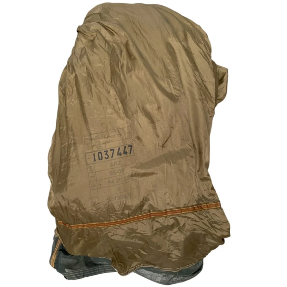 Voilure de Parachute Armée Française – Déclassée Authentique (Vert Militaire)