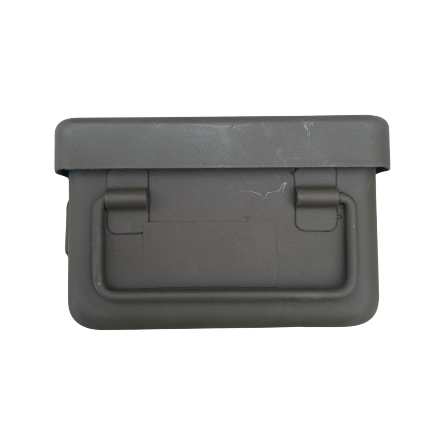 Trousse de secours militaire française authentique pour véhicule léger – boîte de rangement verte fermée.